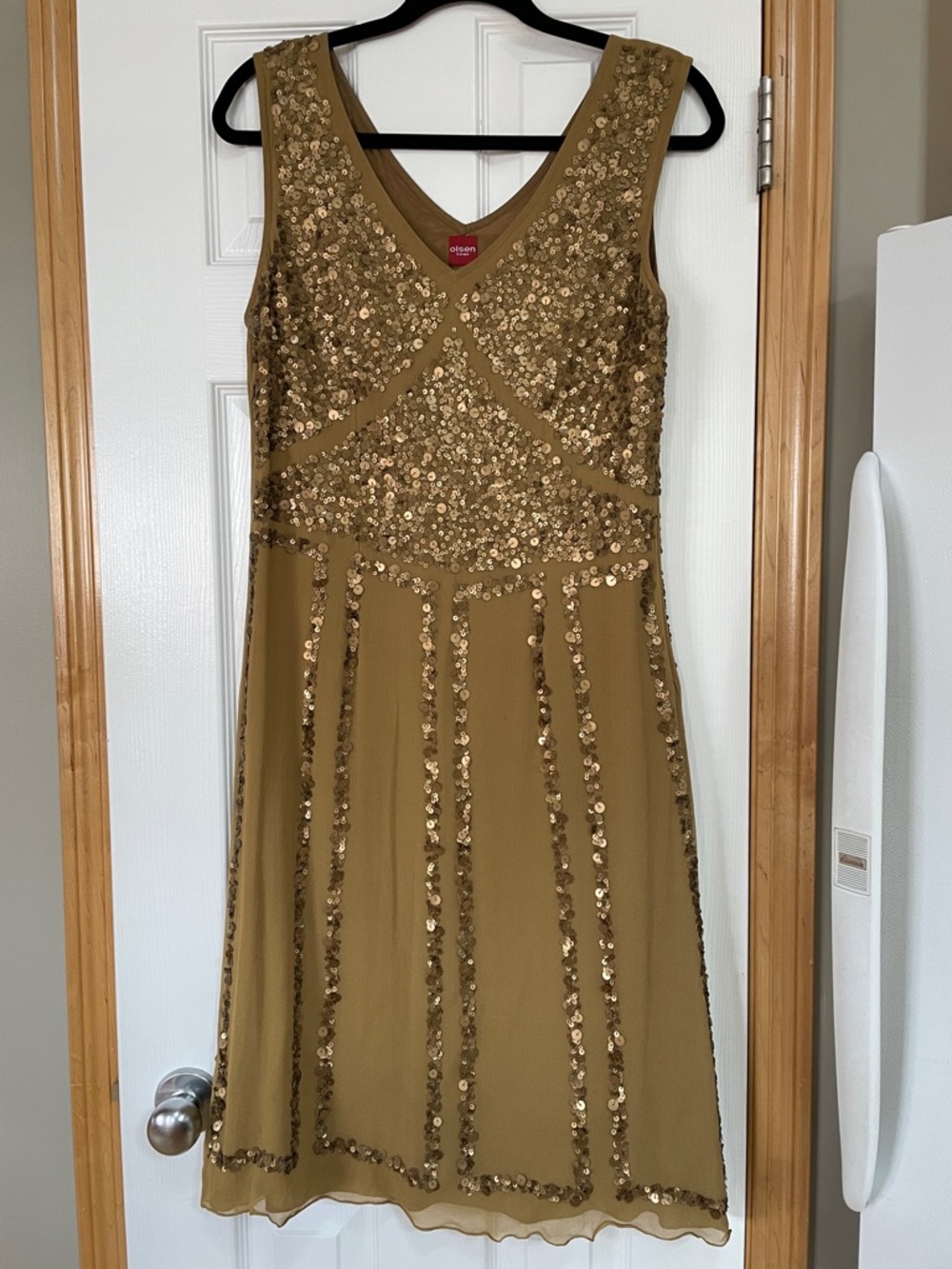 Gold Sequin V-Neck Sleeveless Dress - Brand: olsen